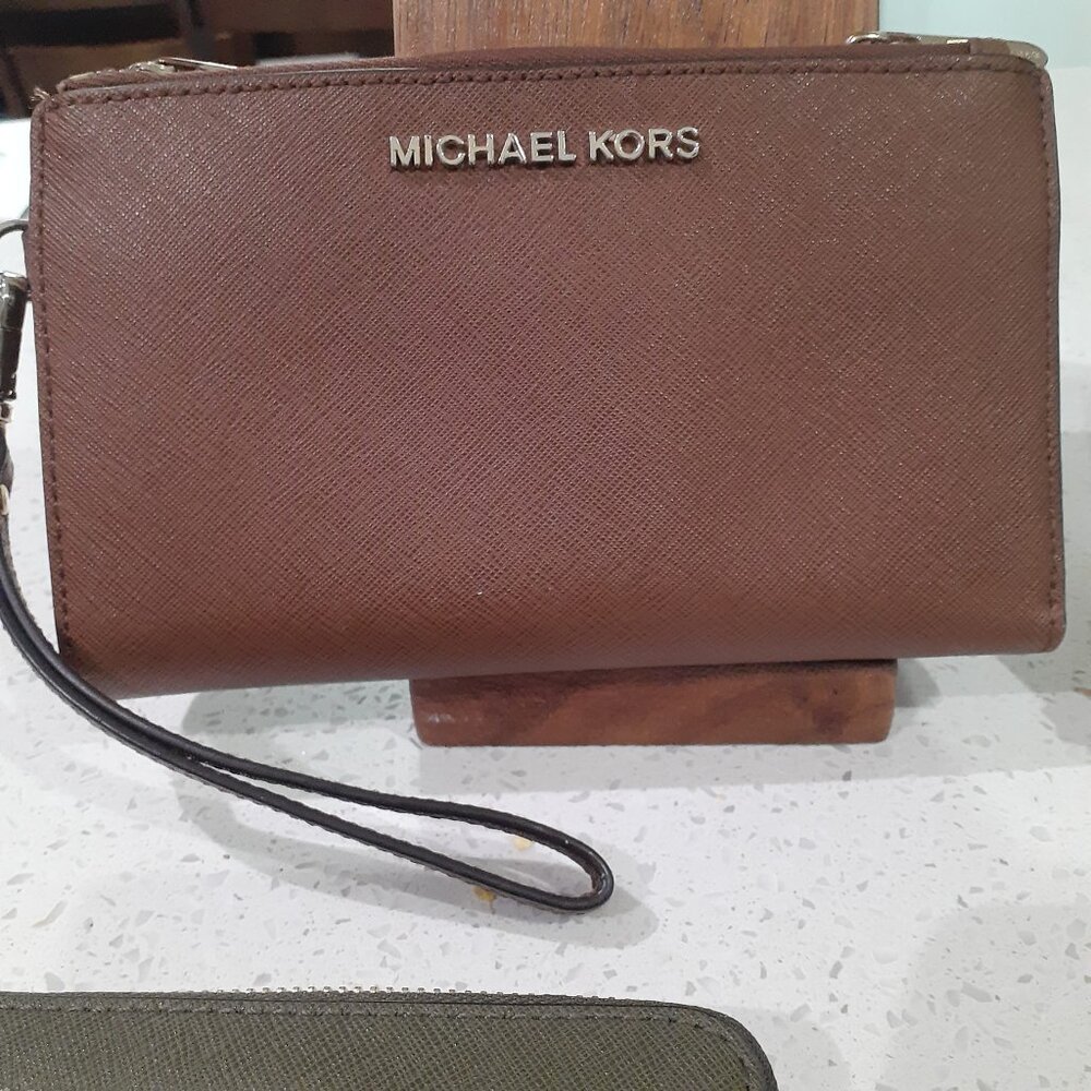 Michael Kors wallets - image 8
